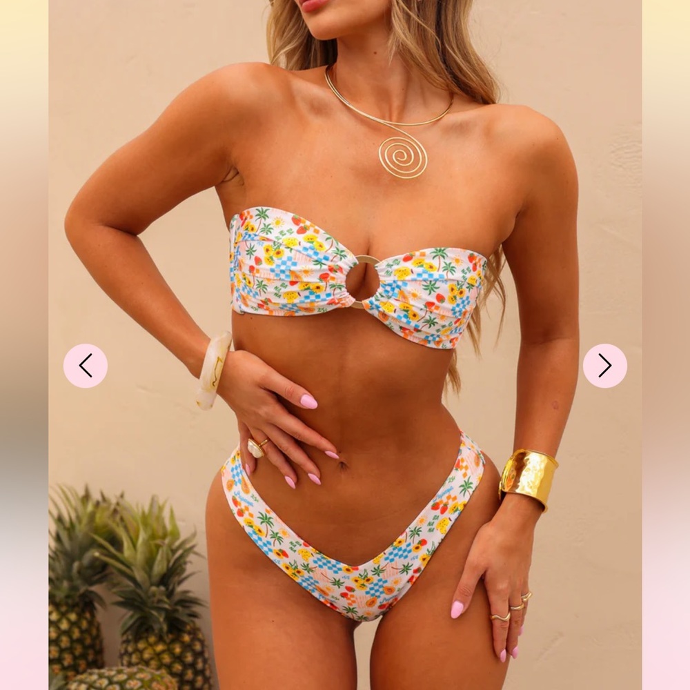 Kulani Kinis Bikini in Suncatcher